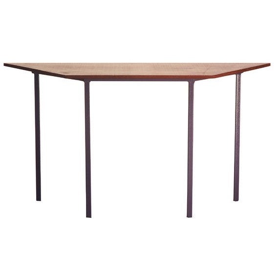 Trapezoidal table - Curvedco